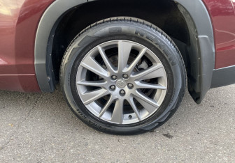 Подержанный автомобиль Toyota Highlander 2014 года (12 фото)