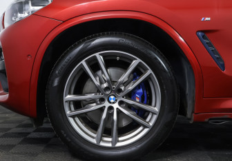Подержанный автомобиль BMW X4 2020 года (30 фото)