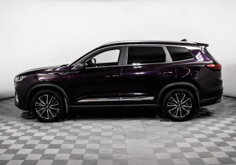 Подержанный автомобиль Chery Tiggo 8 Pro 2021 года (8 фото)