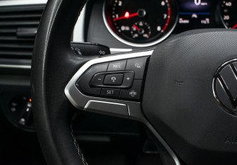 Подержанный автомобиль Volkswagen Teramont 2021 года (18 фото)