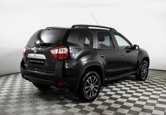 Подержанный автомобиль Nissan Terrano 2019 года (3 фото)