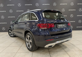 Подержанный автомобиль Mercedes-Benz GLC Coupe 2021 года (7 фото)