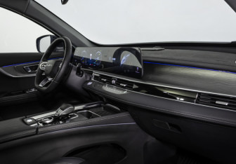 Подержанный автомобиль Chery Tiggo 8 Pro Max 2023 года (9 фото)