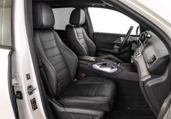 Подержанный автомобиль Mercedes-Benz GLE 2021 года (23 фото)