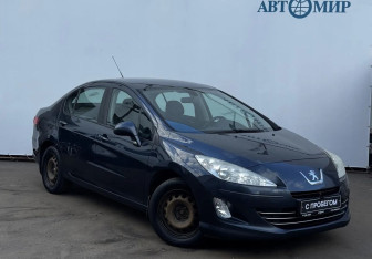 Подержанный автомобиль Peugeot 408 2014 года (3 фото)