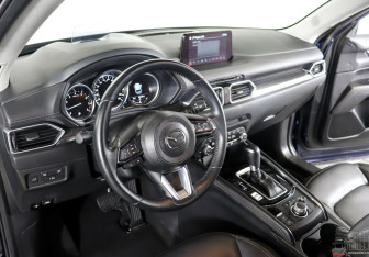 Подержанный автомобиль Mazda CX-5 2022 года (9 фото)