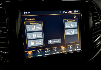 Подержанный автомобиль Jeep Compass 2018 года (26 фото)