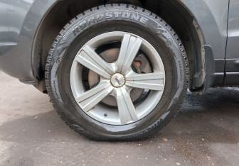 Подержанный автомобиль Hyundai Santa Fe 2008 года (9 фото)