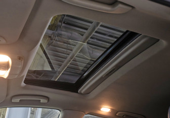 Подержанный автомобиль Infiniti QX50 2014 года (19 фото)