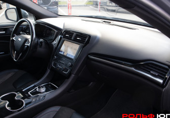 Подержанный автомобиль Ford Mondeo Wagon 2019 года (7 фото)