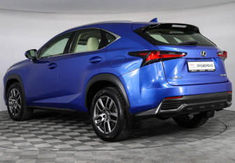 Подержанный автомобиль Lexus NX 2017 года (7 фото)