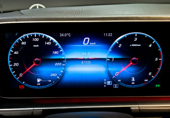 Подержанный автомобиль Mercedes-Benz GLE 2019 года (13 фото)