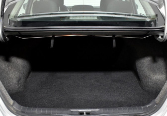 Подержанный автомобиль Nissan Teana 2014 года (13 фото)