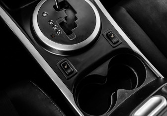 Подержанный автомобиль Mazda CX-7 2010 года (11 фото)