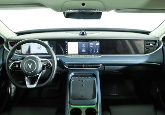 Подержанный автомобиль Voyah Free 2023 года (12 фото)