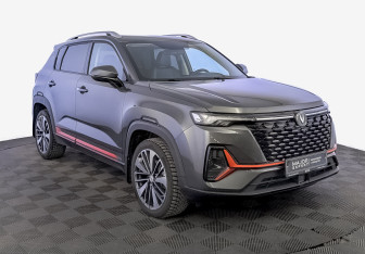 Подержанный автомобиль Changan CS35PLUS 2024 года (3 фото)
