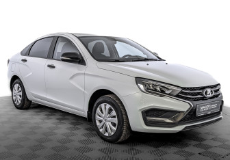 Подержанный автомобиль LADA (ВАЗ) Vesta Sedan 2023 года (3 фото)
