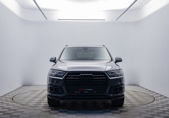 Подержанный автомобиль Audi Q7 2019 года (2 фото)
