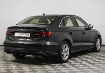 Подержанный автомобиль Audi A3 Sedan 2017 года (5 фото)