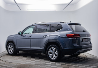 Подержанный автомобиль Volkswagen Teramont 2019 года (7 фото)