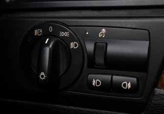 Подержанный автомобиль BMW X3 2008 года (15 фото)