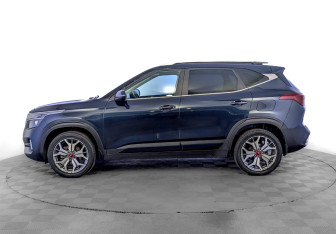 Подержанный автомобиль Kia Seltos 2021 года (8 фото)