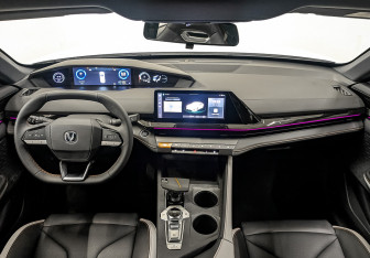 Новый Changan UNI-V 2025 (10 фото)