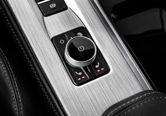 Подержанный автомобиль Omoda S5 2023 года (19 фото)