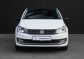 Подержанный автомобиль Volkswagen Polo Sedan 2018 года (2 фото)
