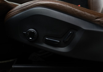Подержанный автомобиль Volvo XC90 2017 года (18 фото)