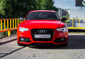 Подержанный автомобиль Audi A5 Liftback 2016 года (2 фото)