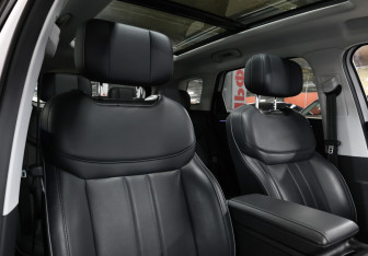 Подержанный автомобиль Jaecoo J7 2023 года (11 фото)
