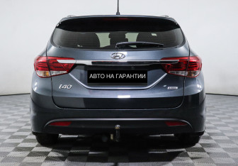Подержанный автомобиль Hyundai i40 Wagon 2016 года (4 фото)