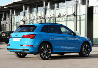 Подержанный автомобиль Audi Q5 2019 года (5 фото)