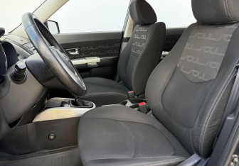 Подержанный автомобиль Kia Soul 2012 года (10 фото)