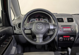 Подержанный автомобиль Suzuki SX4 Hatchback 2012 года (22 фото)