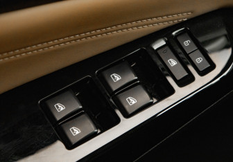 Подержанный автомобиль Changan Hunter Plus 2023 года (14 фото)