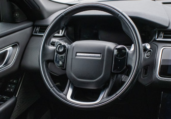 Подержанный автомобиль Land Rover Range Rover Velar 2020 года (15 фото)