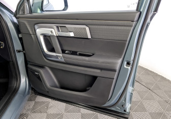 Подержанный автомобиль Jaecoo J7 2023 года (26 фото)