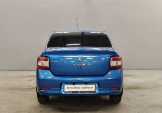 Подержанный автомобиль Renault Logan Sedan 2016 года (6 фото)