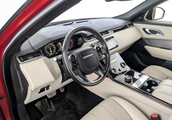 Подержанный автомобиль Land Rover Range Rover Velar 2019 года (16 фото)