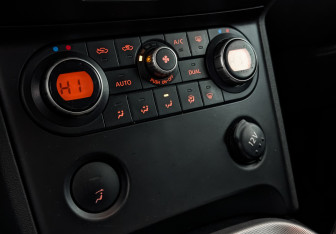 Подержанный автомобиль Nissan Qashqai 2008 года (21 фото)