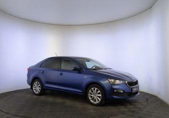 Подержанный автомобиль Skoda Rapid Liftback 2021 года (3 фото)
