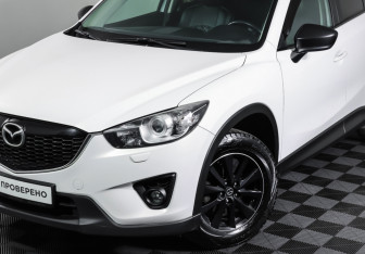 Подержанный автомобиль Mazda CX-5 2012 года (23 фото)