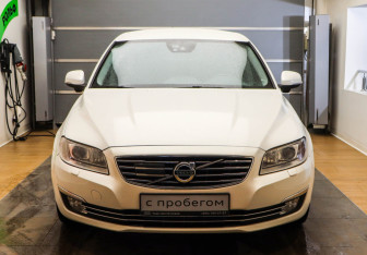 Подержанный автомобиль Volvo S80 2014 года (2 фото)