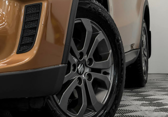 Подержанный автомобиль Suzuki Vitara 2018 года (7 фото)