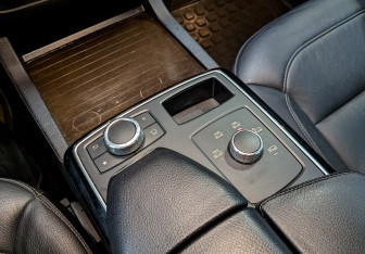 Подержанный автомобиль Mercedes-Benz GLE 2018 года (25 фото)