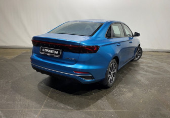 Подержанный автомобиль Geely Emgrand 2024 года (5 фото)