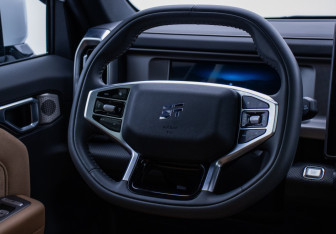 Подержанный автомобиль Jetour T2 2024 года (15 фото)