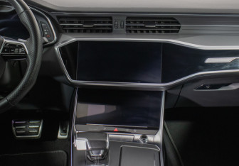 Подержанный автомобиль Audi A7 2021 года (14 фото)